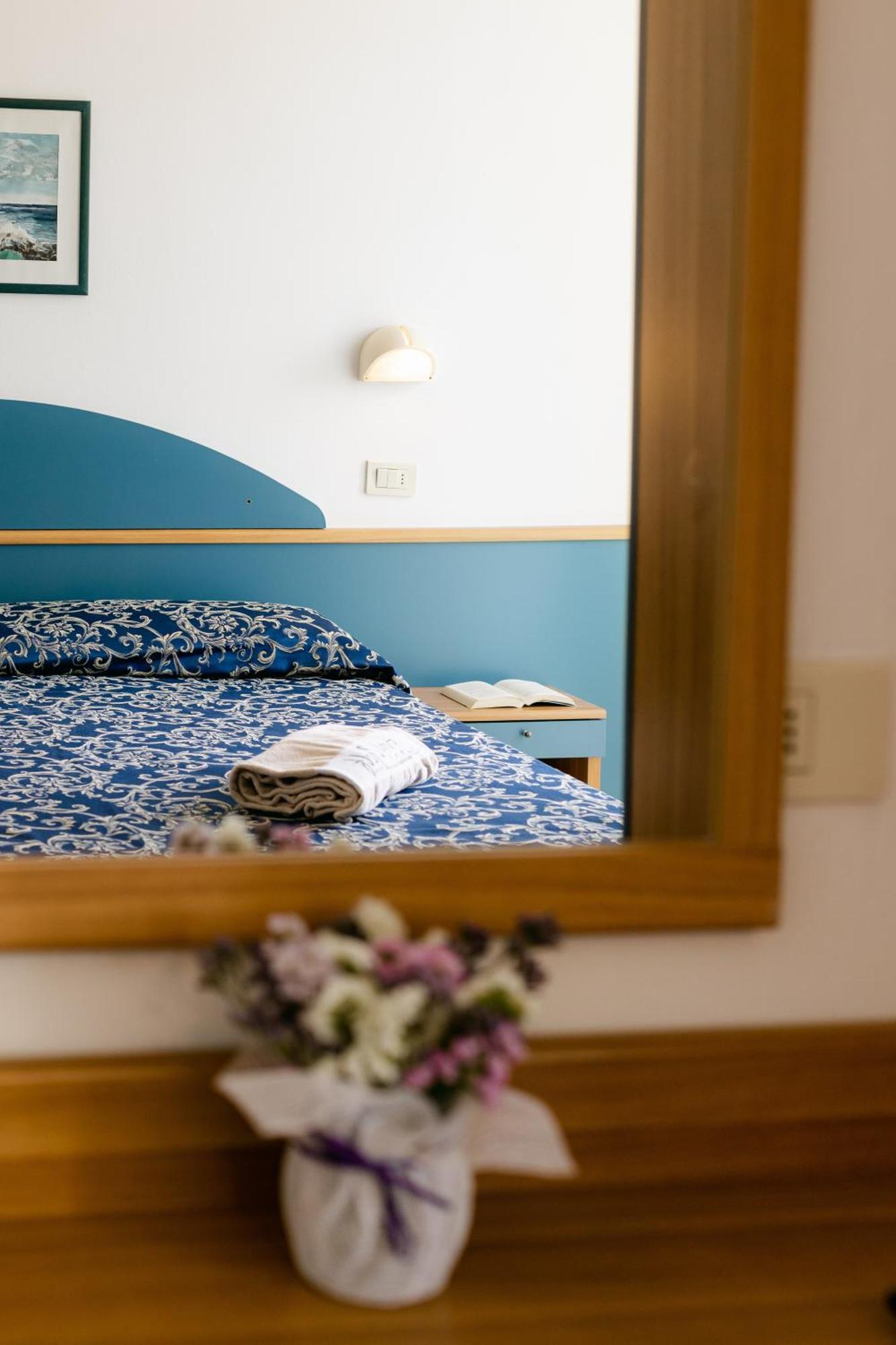 Hotel Golf Cattolica Exterior photo