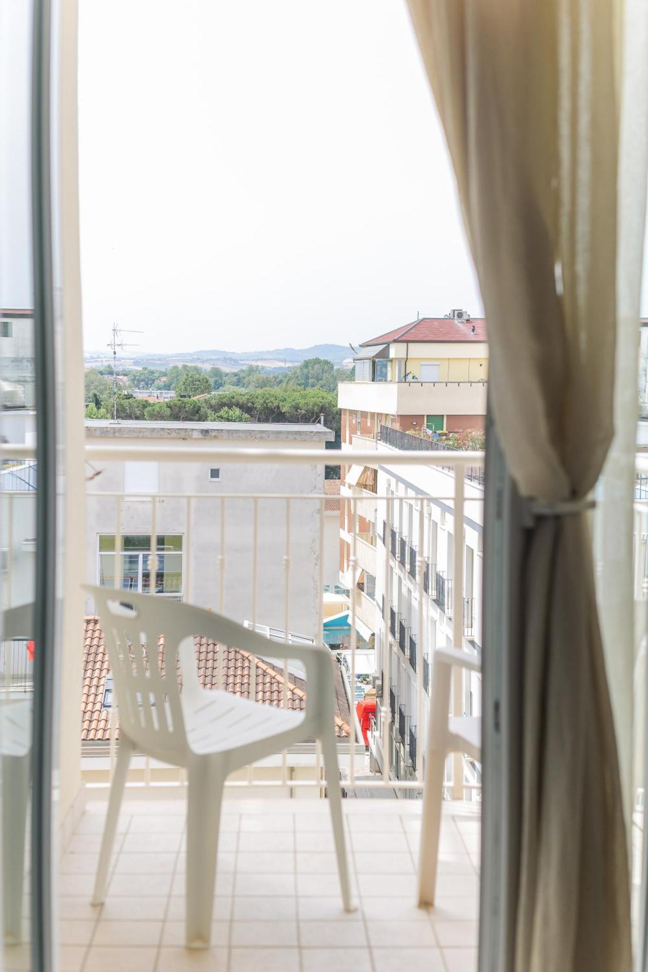 Hotel Golf Cattolica Exterior photo