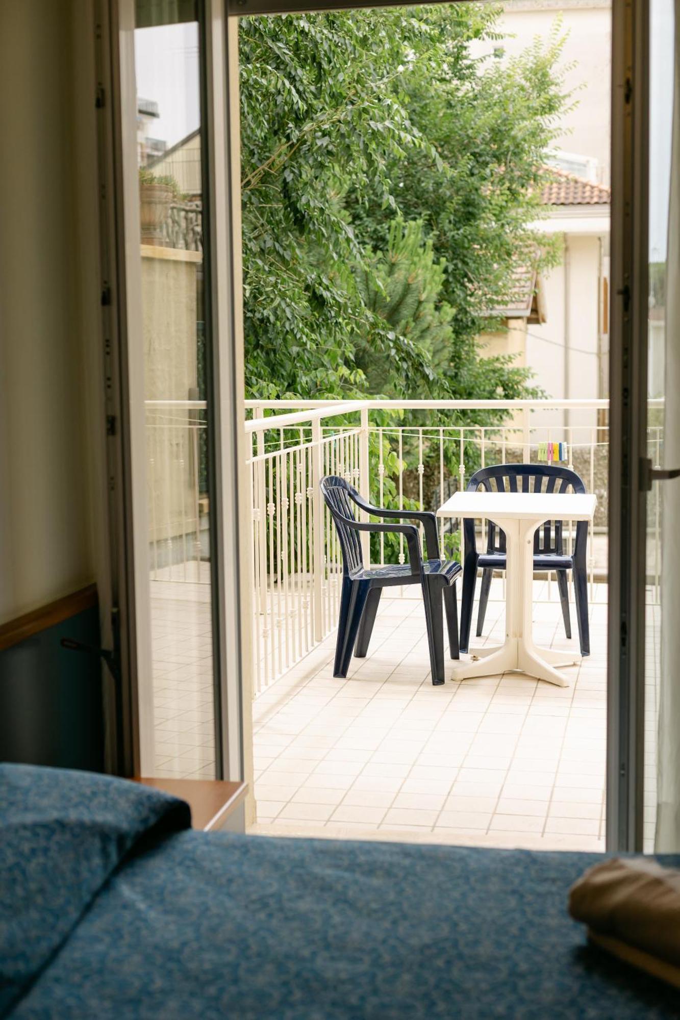 Hotel Golf Cattolica Exterior photo