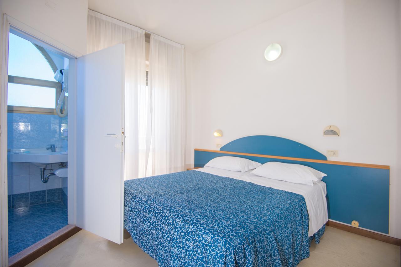 Hotel Golf Cattolica Exterior photo