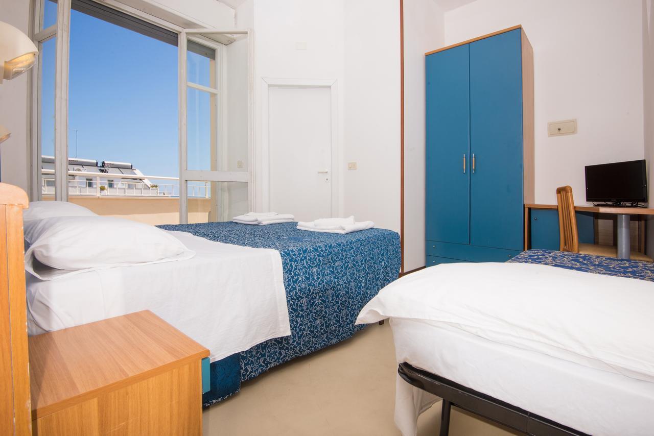 Hotel Golf Cattolica Exterior photo